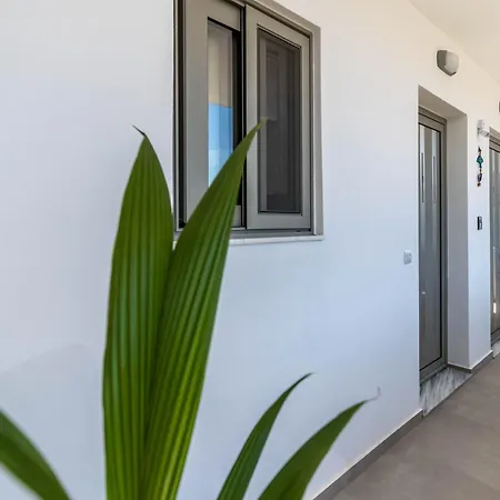 Demiani House Appartement