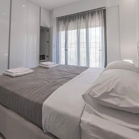 Apartament Demiani House *