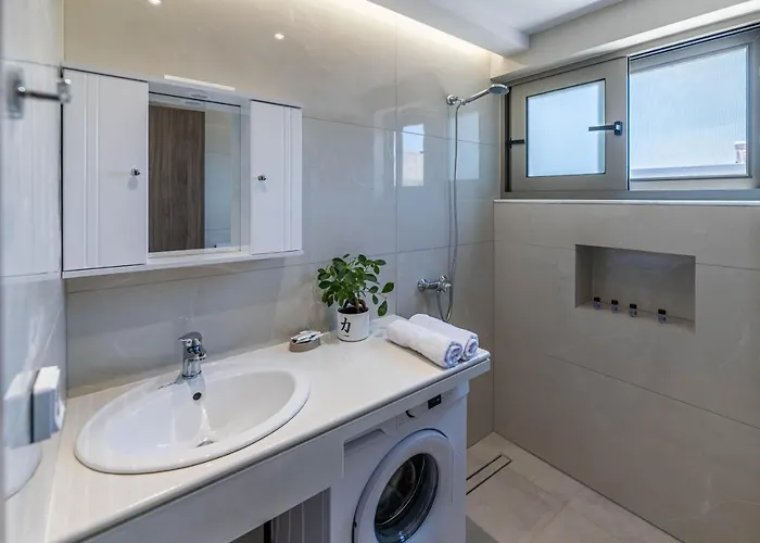 아파트 Demiani House 라도스