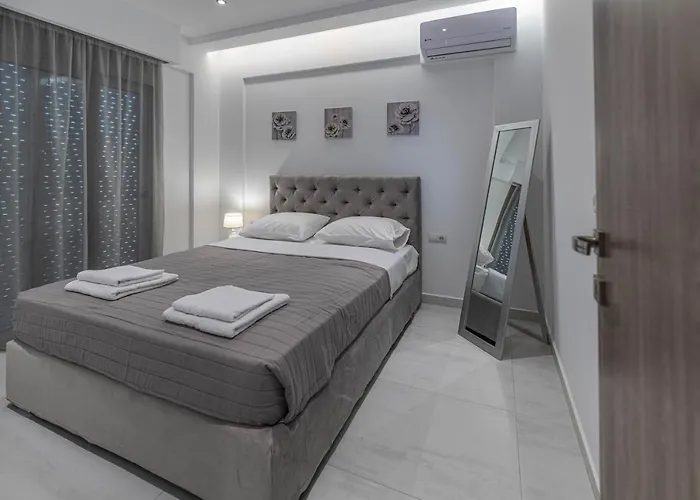 Demiani House Daire Lardos