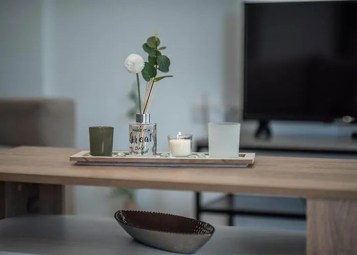 Demiani House 公寓 *